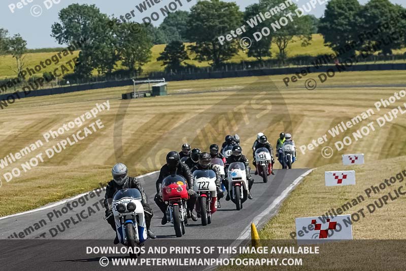 cadwell park;cadwell park photographs;cadwell trackday photographs;enduro digital images;event digital images;eventdigitalimages;peter wileman photography;racing digital images;trackday digital images;trackday photos